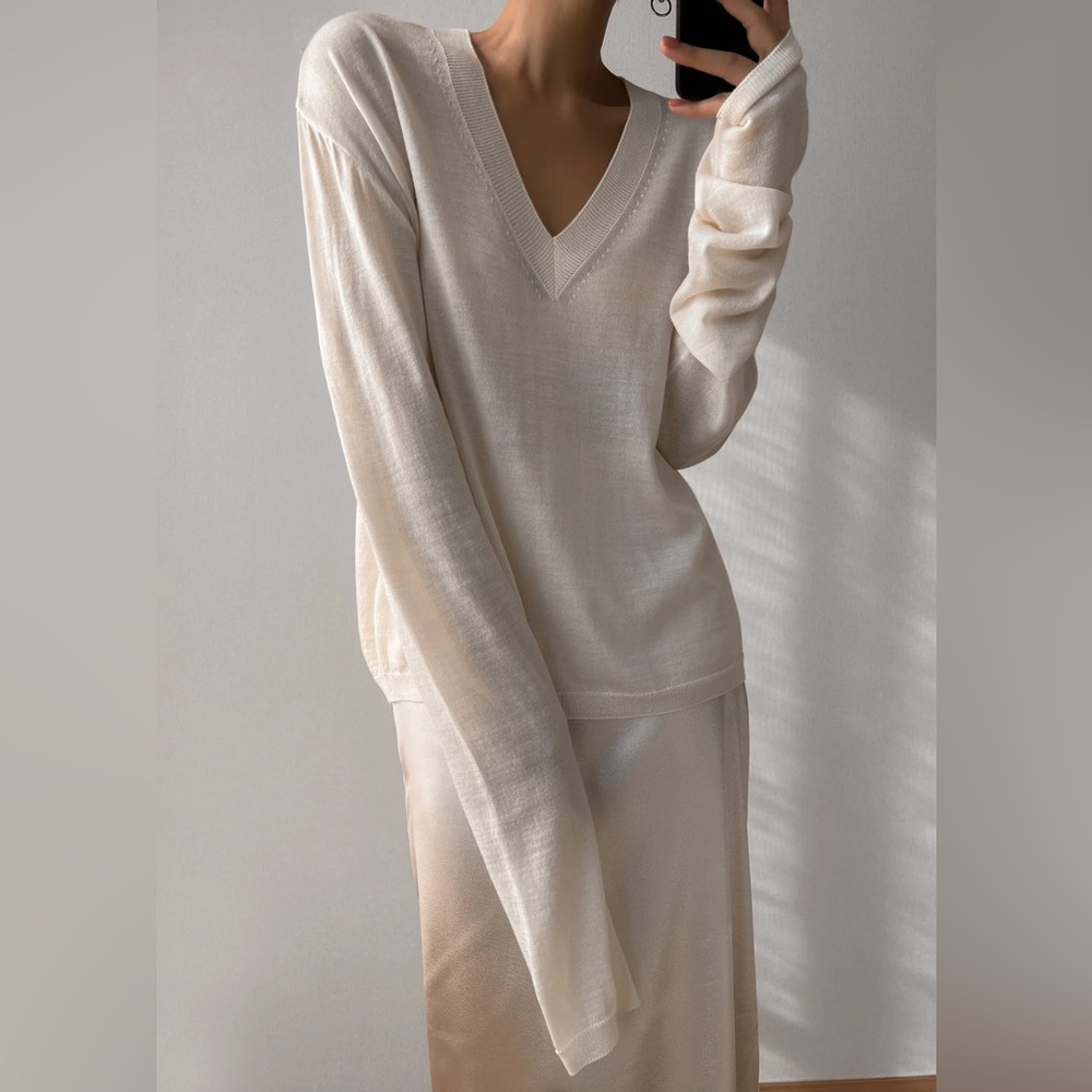 Frankie Shop Juro Sheer V-neck Knit Sweater in Cream, M/L